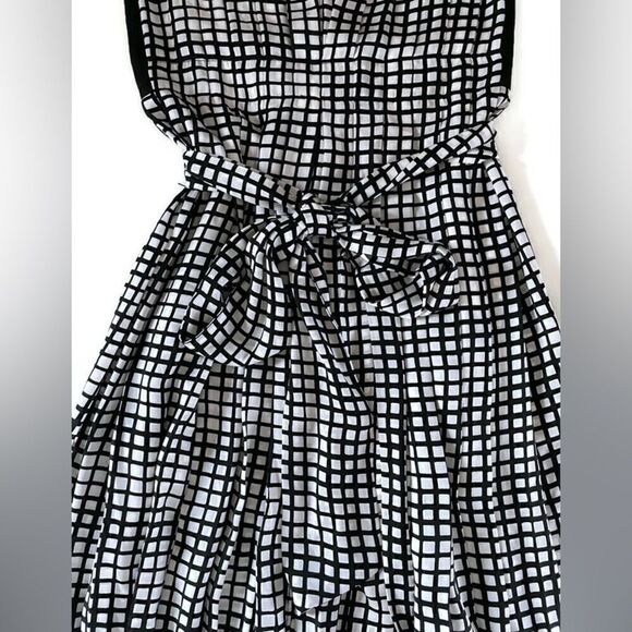 L’AGENCE Sleeveless Midi Dress 0 - Picture 7 of 7